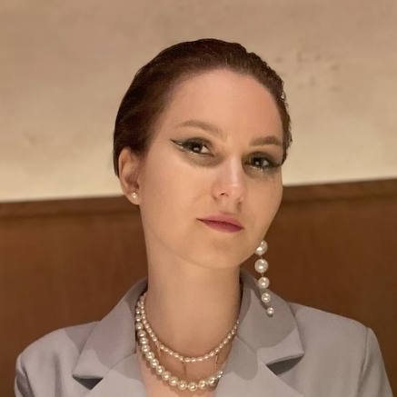 Полина Литвинова